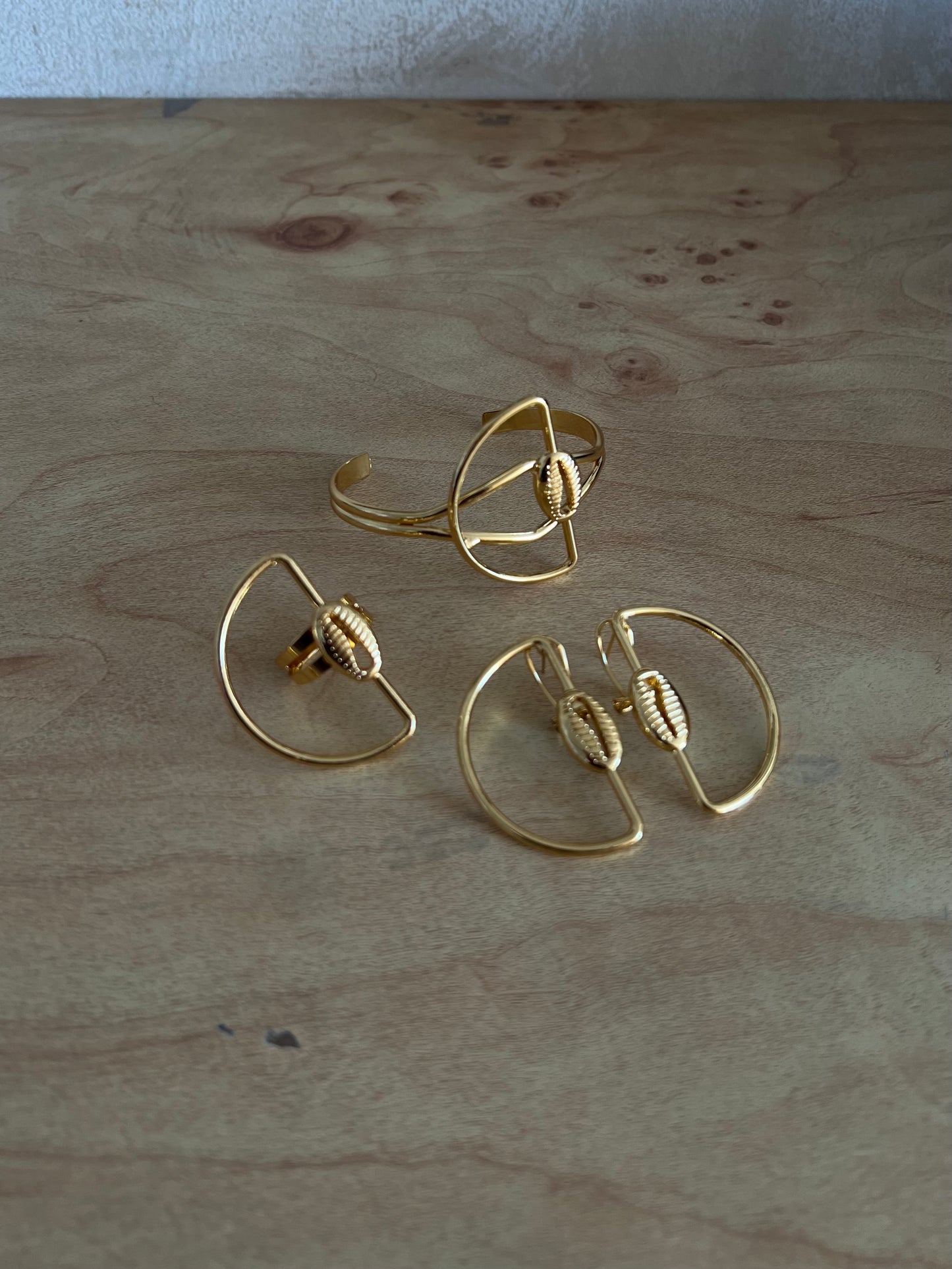 Amara Gold Set