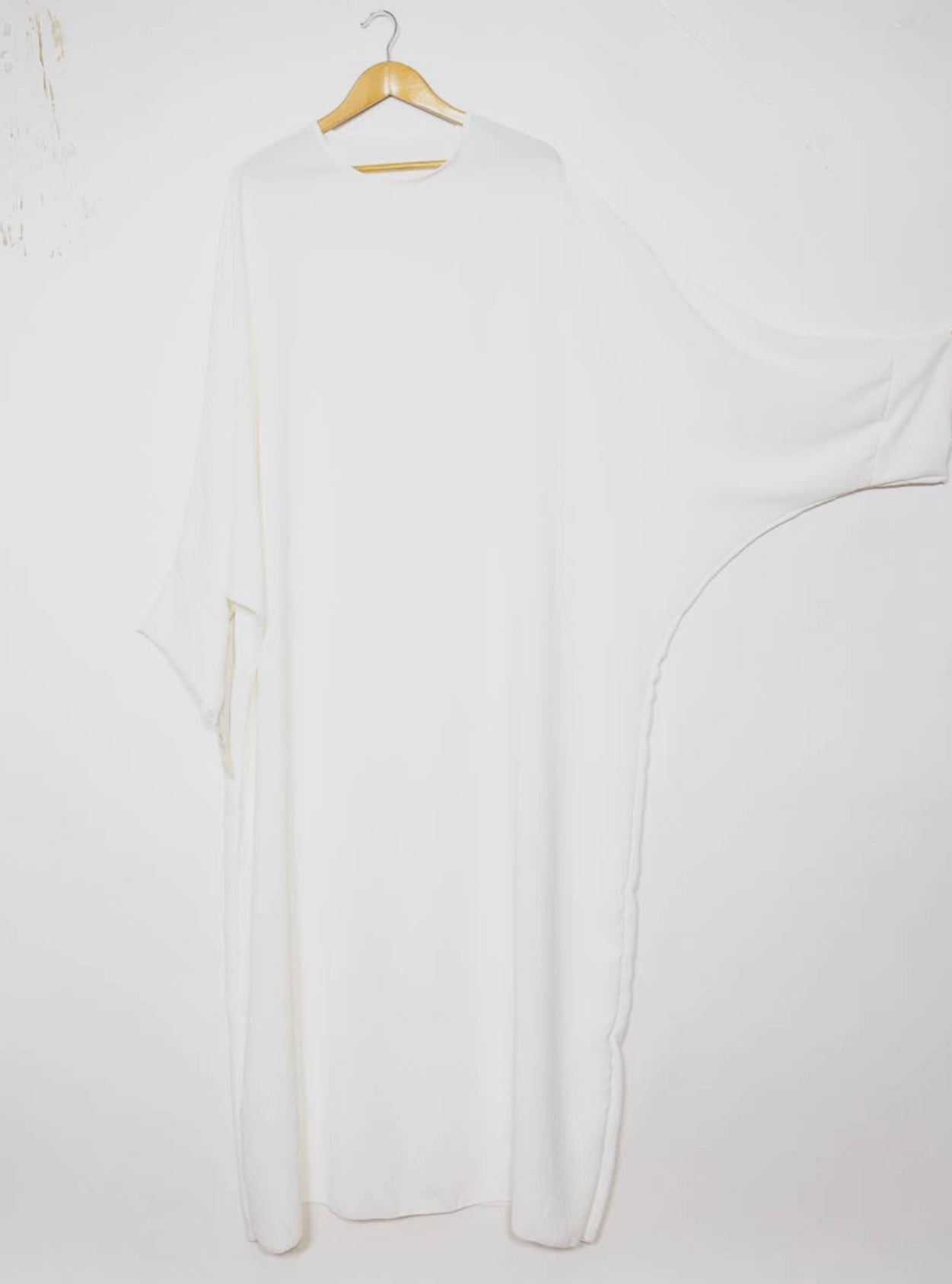 Batwing Abaya- White
