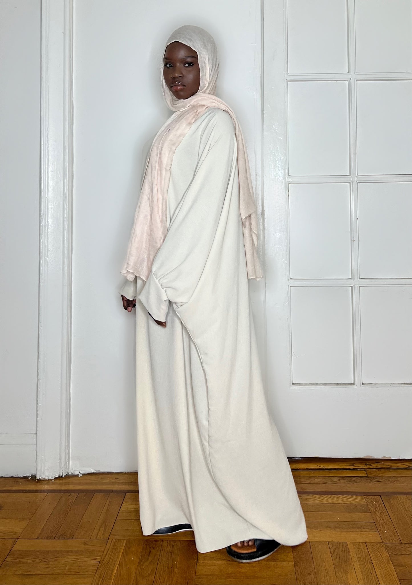 Batwing abaya- Creme