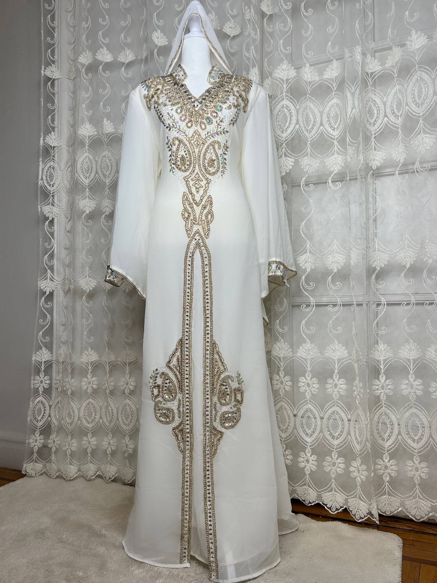 Embroidered Kaftan- White